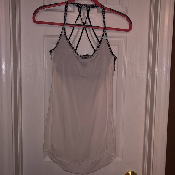 lululemon White Tank Top with Black/White Bra sz6 - Picture 1 of 4